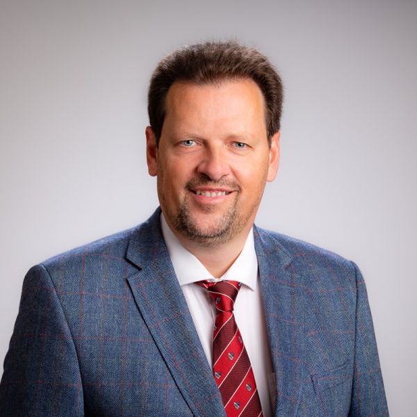 Beratung in Risikoerkennung, Versicherung und Vorsorge, Netzwerker, F&uuml;hrung und Vertrieb