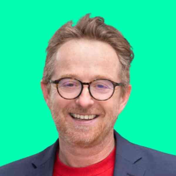 Digitale Sichtbarkeit & klare Positionierung, LinkedIn-Strategie, Content & Profilaufbau, Mentoring, Netzwerkaufbau & Network-Marketing-Systeme